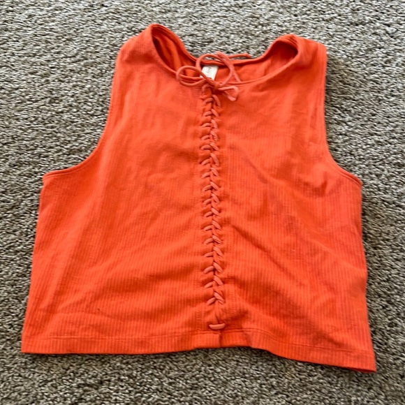 Anthropologie cropped tank size medium - Picture 2 of 2